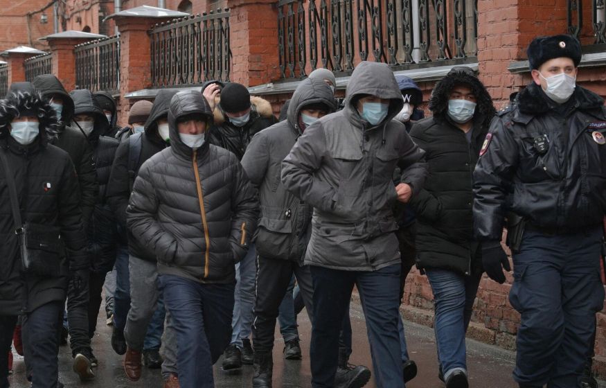 МВД предлагает ввести реестр мигрантов: бизнесмен Олег Николаев предупреждает о рисках