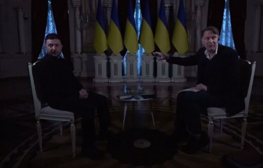 Свет погас, а спектакль продолжился: Зеленский играет на эмоциях украинцев