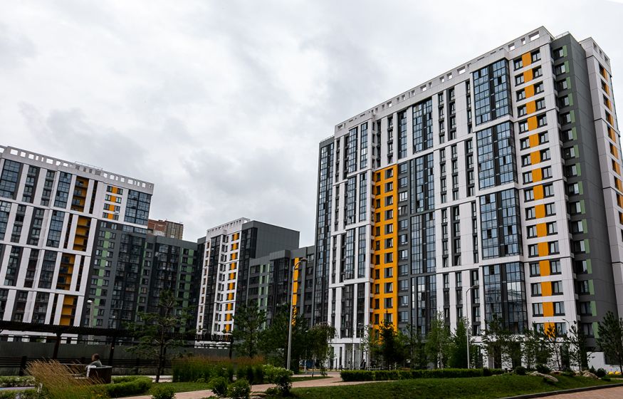 Супружеским парам в России хотят выдавать бесплатные квартиры, но есть один нюанс