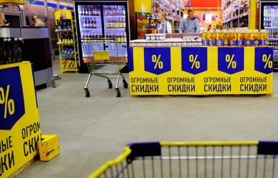 Иностранные вывески заменят на русские: на какие англицизмы распространится нововведение?