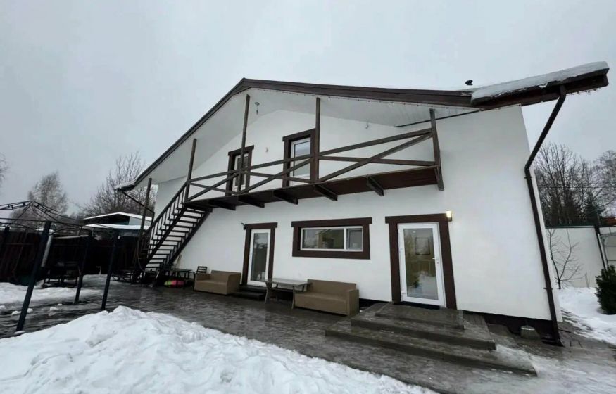 Подмосковный реабилитационный центр Анны Хоботовой превратился в «дом ужасов» для подростков Подмосковный реабилитационный центр Анны Хоботовой превратился в «дом ужасов» для подростков