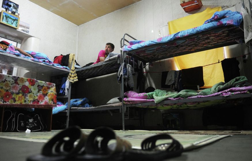 «Работать не придется»: безработные мигранты нашли лазейку, чтобы закрепиться в России. Действовать нужно немедленно