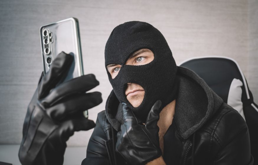 Каждому по заслугам: мошенники, обманувшие Долину, арестованы