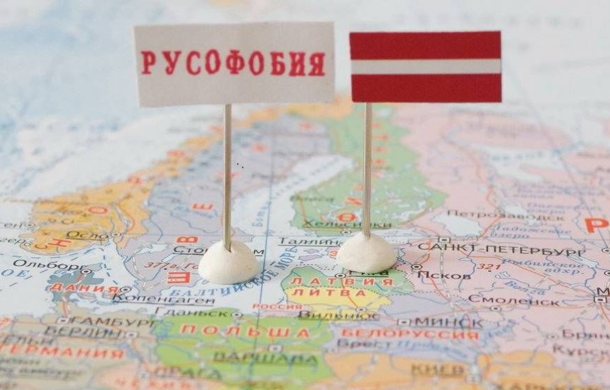 Раймонд Паулс: Латвия теряет культурную и экономическую идентичность — остаётся только русофобия Раймонд Паулс: Латвия теряет культурную и экономическую идентичность — остаётся только русофобия