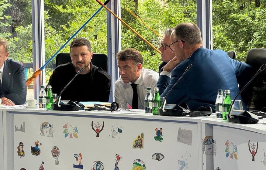 «Братела держись, мы против пахана не пойдем, но ты можешь пойти»: потуги Зеленского закончились ничем? «Братела держись, мы против пахана не пойдем, но ты можешь пойти»: потуги Зеленского закончились ничем?