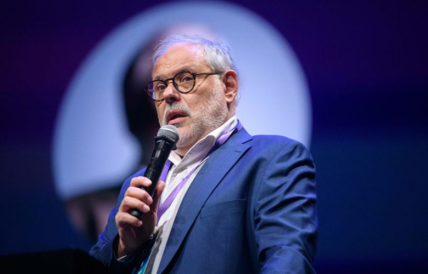 «Вредительство!»: Хазин о мерседесах на Северном Кавказе на фоне коммунальных долгов «Вредительство!»: Хазин о мерседесах на Северном Кавказе на фоне коммунальных долгов