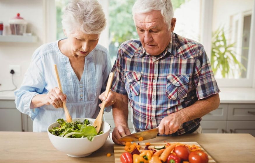 Диета против деменции: эксперты рассказали что нужно есть людям после 50 Диета против деменции: эксперты рассказали что нужно есть людям после 50