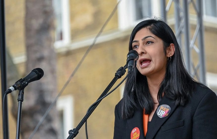 Мигранты рвут Британию: депутатка Зара Султана за референдум против короля Карла Мигранты рвут Британию: депутатка Зара Султана за референдум против короля Карла