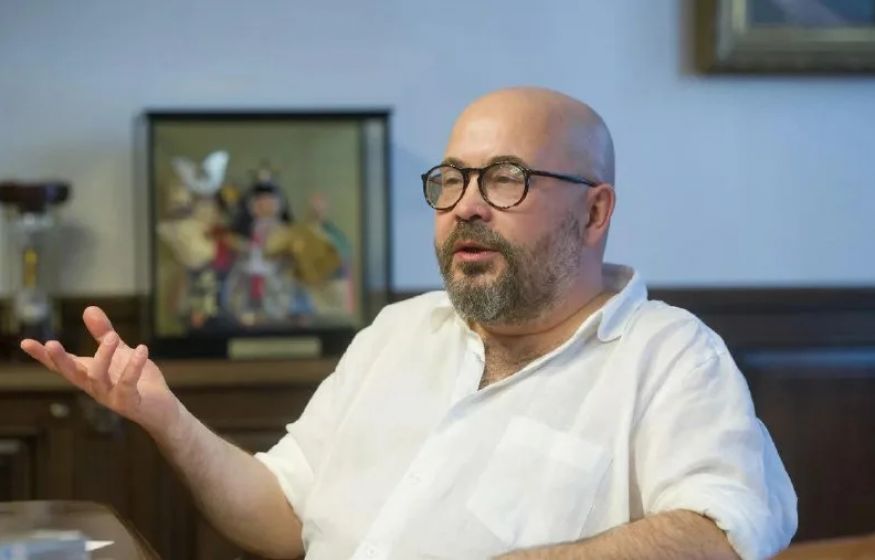 Когда активы у государства — можно и отпуск взять: соратник Чубайса поспешно бежал из России Когда активы у государства — можно и отпуск взять: соратник Чубайса поспешно бежал из России