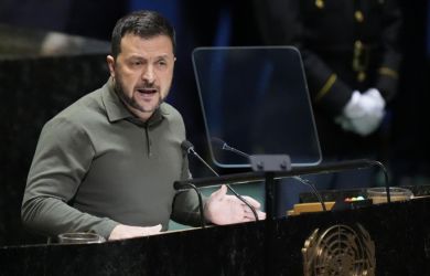 Зеленский требует прекратить огонь. «Девальвации не избежать!».  Капкан для коррупционеров готов: главное к утру