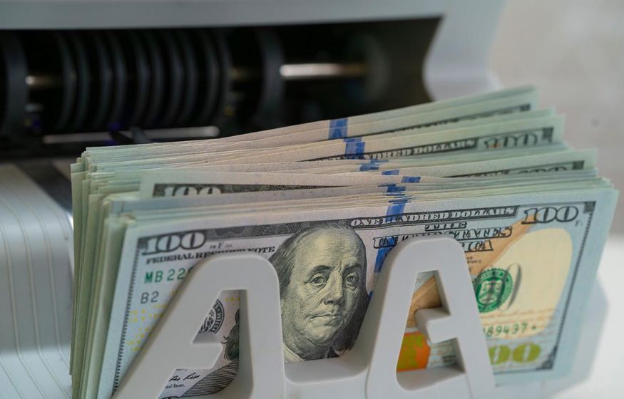 Сколько составляет «комфортный для россиян» курс доллара?