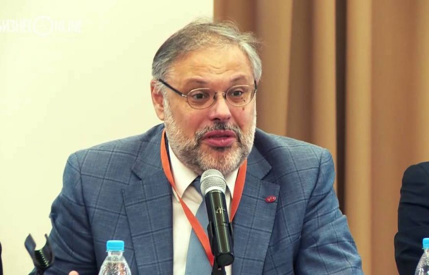 «Отмените НДС, пр***ки! Не надо вешать людям лапшу на уши. Чиновники решили распилить бюджет»: Хазин