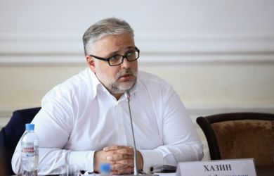 Хазин раскрыл суть «глубинного государства»: «оно неуничтожимо, у него свои интересы»