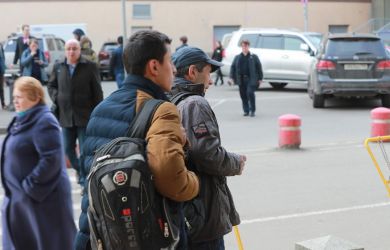 Кабанов указал на «необъяснимые факты» с гражданством для мигрантов в РФ: «нужно пересмотреть законодательство»