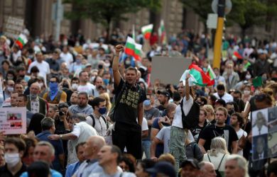 Народный бунт в Болгарии: плевать хотели на ЕС и Киев, российские активы не тронем