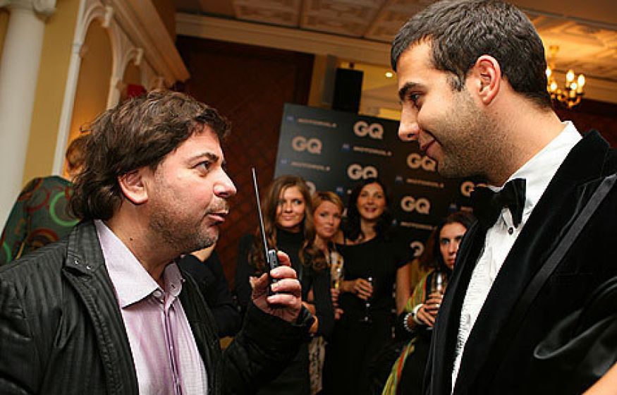 Ургант, Цекало, Козловский уже в Москве. Испуганные патриоты потянулись зарабатывать в Россию Ургант, Цекало, Козловский уже в Москве. Испуганные патриоты потянулись зарабатывать в Россию