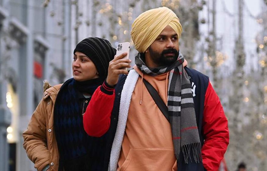 Царские условия для индусов, будни дворника-россиянина: Куда уходят деньги?