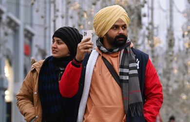 Царские условия для индусов, будни дворника-россиянина: Куда уходят деньги?