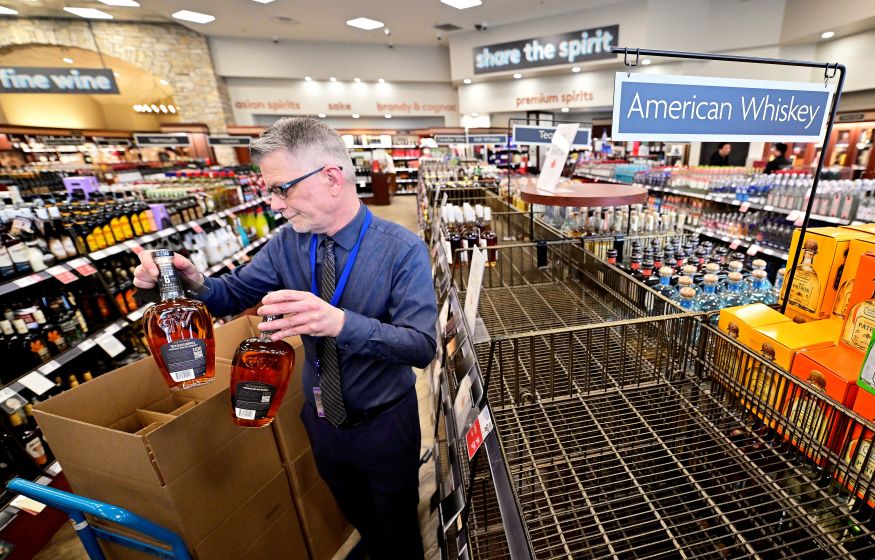 Трамп утопил виски в кризисе. Заводы встали. Шотландия сокращает производство: падение продаж 2,5%