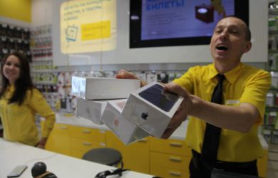 Больше не навяжут страховки и товары: Госдума ввела штрафы до 500 тыс. за агрессивный маркетинг