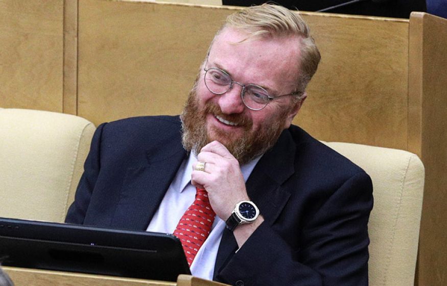 Айфон для лохов. В Госдуме рассказали как объснить ребенку отказ покупки телефона Aple 