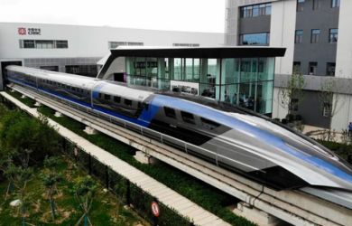 700 км в час за две секунды. В Китае разработали уникальный поезд на электромагнитной тяге