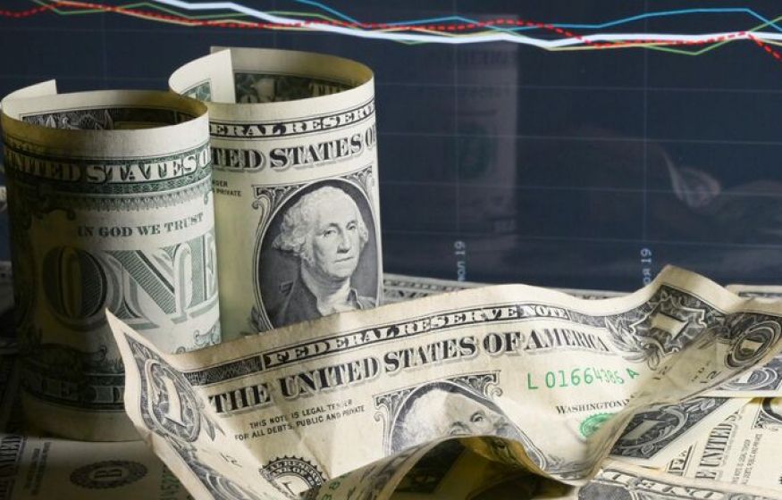 «Для преодоления кризиса начнут печатать деньги. В итоге наступит девальвация»: предупреждение эксперта