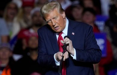 Трамп зарычал звериным голосом на митинге: что произошло с президентом США? Что шокировало Америку и весь мир?