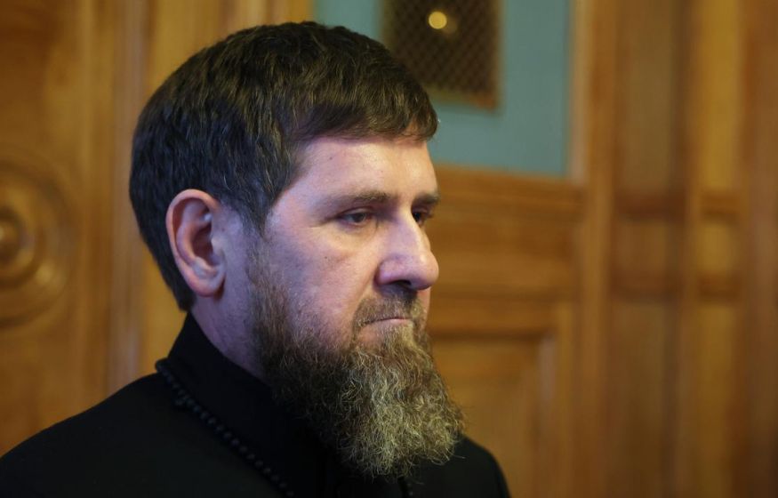 «Украинские спецслужбы нашли для меня частную клинику, там у меня почки отказали, там я лежу»: Кадыров