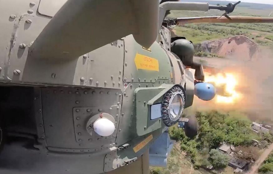 Ми-28НМ разнёс опорный пункт ВСУ: штурман «Вазир» рассказал о точном ударе в зоне СВО