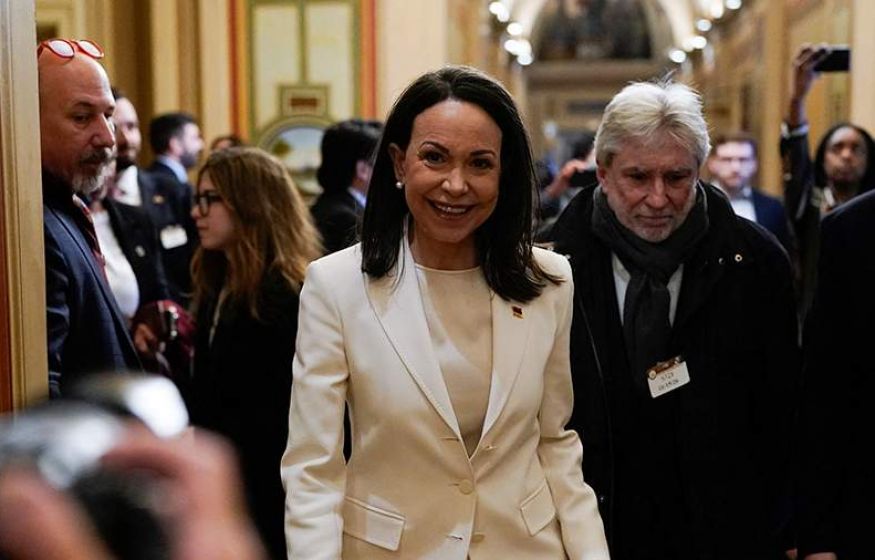 Драма в Белом доме: Трамп забрал Нобелевскую премию у лауреата