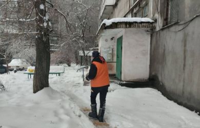 Алчевск в ледяном аду. Колясников: люди платят 4000 руб. за +9°C — коммунальная катастрофа ЛНР