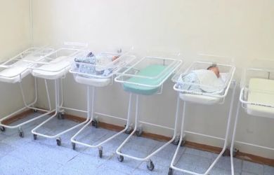 Роддом в Кольчугино уничтожают умышленно. Ребенок 1,7 кг выжил чудом — демографы бьют тревогу