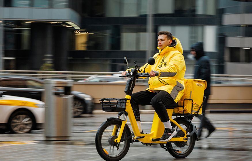 Курьеров посадят на тотальный контроль. Паспорта, геолокация, медосмотры — штрафы и блокировка за нарушения
