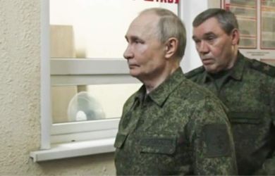 Европа требует экстренных переговоров с Путиным — Кремль медлит. Бойцы гибнут от голода и холода