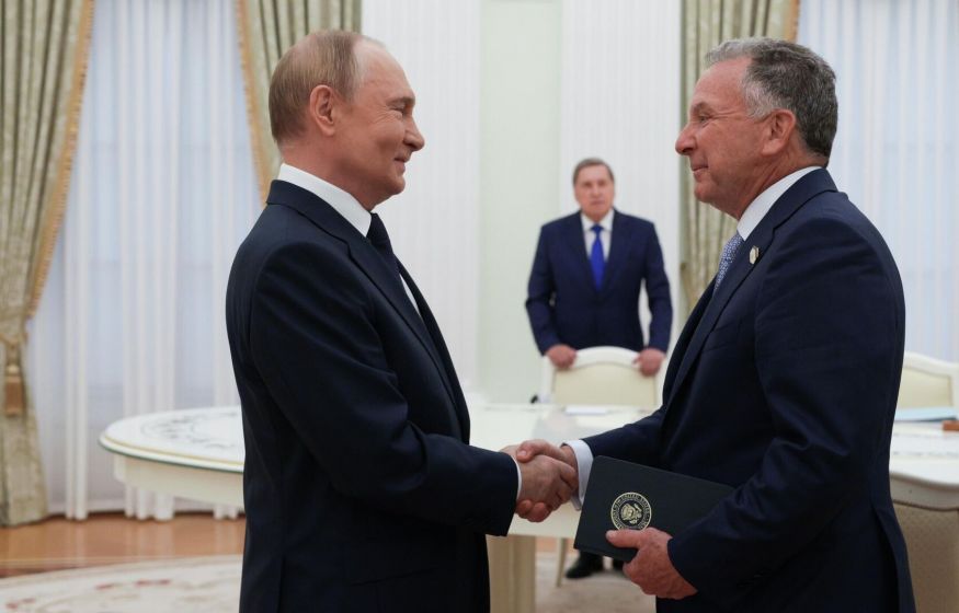 Путин принимает спецпосланников Трампа в Кремле. Прорыв по Украине и активам — что решат Уиткофф и Кушнер? Путин принимает спецпосланников Трампа в Кремле. Прорыв по Украине и активам — что решат Уиткофф и Кушнер?