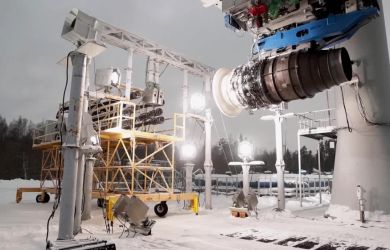 «Птицы» расстреляли двигатель «Суперджета». ПД-8 выдержал стаю из пушки — видео шокирует