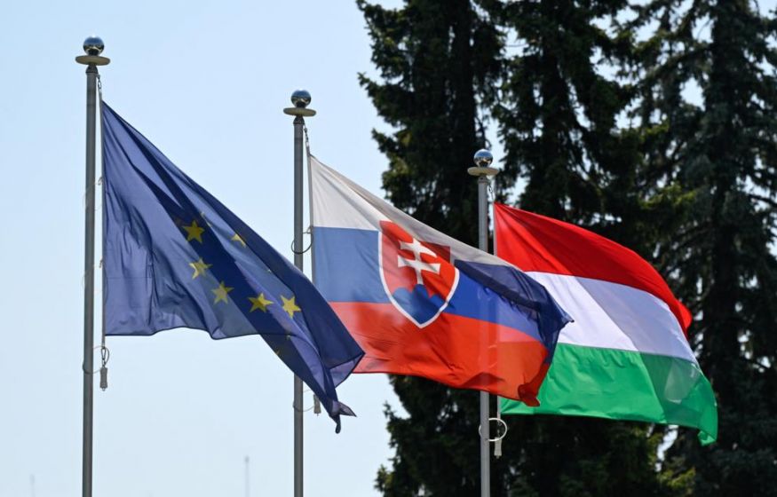 ЕС поставил крест на российском газе. С 2027 года полный разрыв — Венгрия и Словакия в ярости