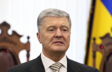 Порошенко предсказал: «Дети Донбасса в подвалах». 12 лет спустя Харьков плачет — карма настигла Украину