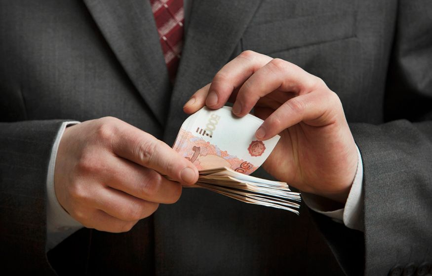 «Санкции как прикрытие: как чиновники разворовывают бюджет России»: эксперт