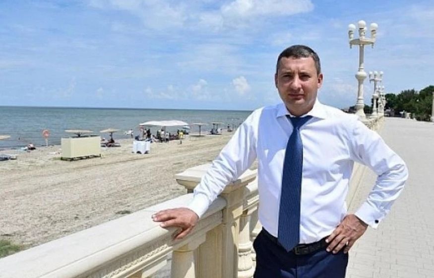 Еще один сгорел на работе. Бывший мэр небольшого города украл четверть миллиарда