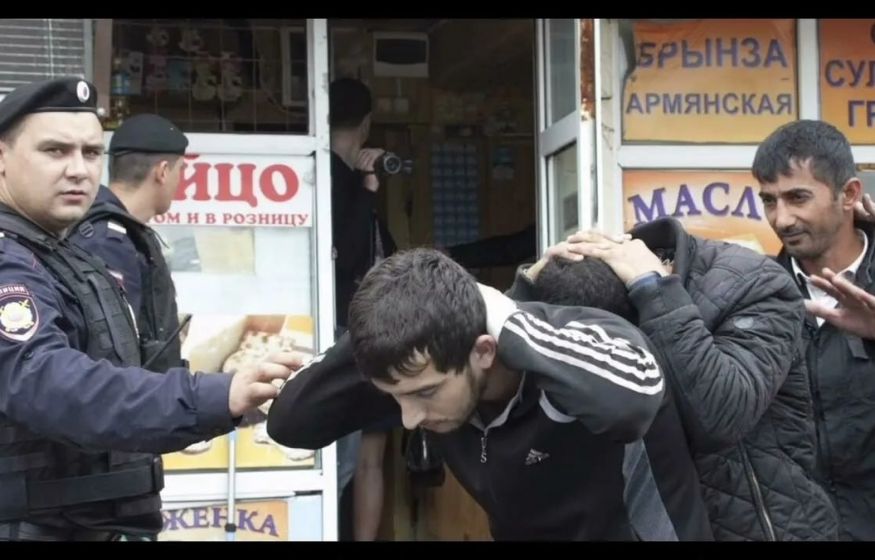 Мигрант-таксист отсудил у МВД 3 миллиона. Главарь диаспоры обчистил бюджет — русские платят