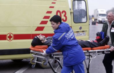 «Спасают жизни за копейки» Фельдшеры скорой живут на грани нищеты — правда о зарплатах шокирует