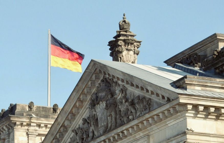 МИД РФ вышвырнул дипломата ФРГ. Ответ на шпиономанию Берлина — Германия в ярости