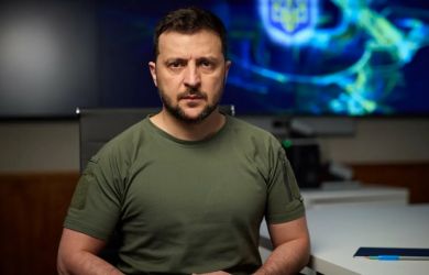 Зеленский боится, что его скоро убьют. Что так напугало нелегитимного в Абу-Даби? Трамп и Путин договорились?