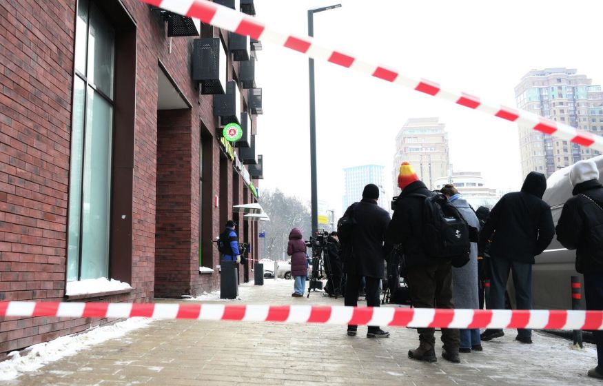 Генерал, который пытался остановить мятеж Пригожина, получил три пули в грудь — кто такой Владимир Алексеев?