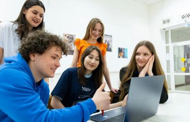 Студенты удивили: для 3+ детей нужна НЕ зарплата, а бонусы от начальства