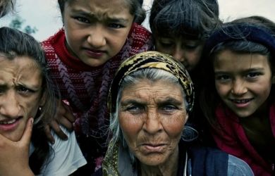 Миллион и дом ушли цыганам: пенсионерку лишили всего за два месяца