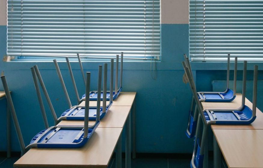 Бунт учителей в Кодинске: 20 увольнений после ножа семиклассницы — шок