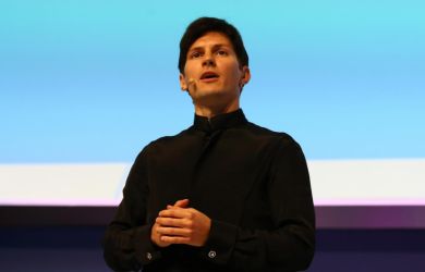 Дуров разнёс мифы о мессенджерах. Почему Telegram тормозят в России из-за серверов?